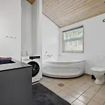 Holiday home 4 Bedroom In Hasle