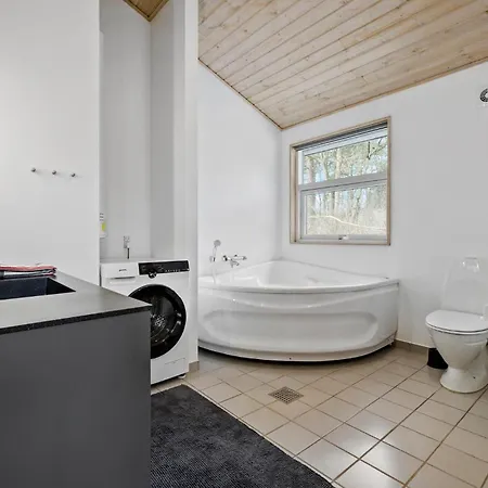 Ferienhaus 4 Bedroom In Hasle