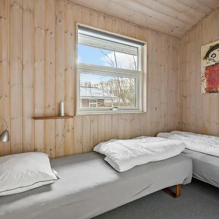 Holiday home 4 Bedroom In