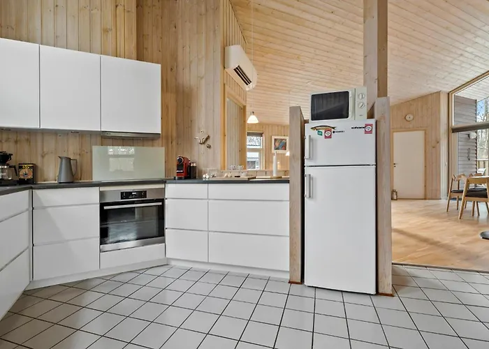 Сasa de vacaciones 4 Bedroom In Hasle